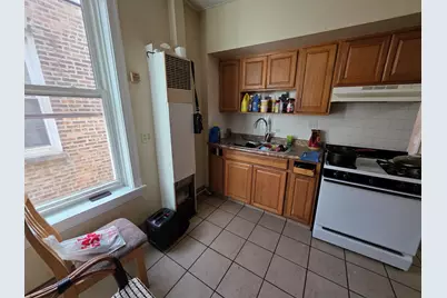 3742 W Montrose Avenue, Chicago, IL 60618 - Photo 4