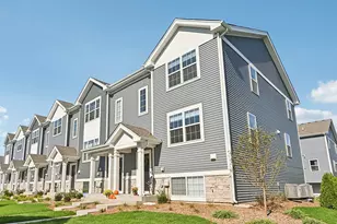 901 Briar Gln Ct, Hampshire, IL 60140 - Photo 1