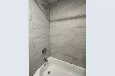 8511 S Parkside Avenue, Burbank, IL 60459 - Photo 14