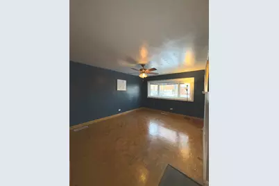 12704 S Muskegon Avenue, Chicago, IL 60633 - Photo 2