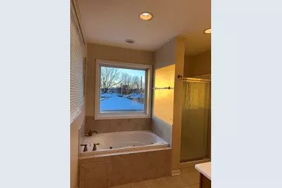 12704 S Muskegon Avenue, Chicago, IL 60633 - Photo 18