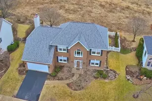 3135 Wild Meadow Ln, Aurora, IL 60504 - Photo 2