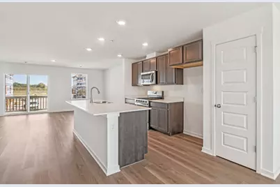 911 Briar Glen Court, Hampshire, IL 60140 - Photo 4