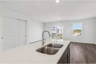 911 Briar Glen Court, Hampshire, IL 60140 - Photo 8