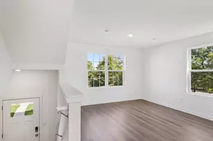 911 Briar Gln Ct, Hampshire, IL 60140 - Photo 2