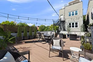 1645 W Wolfram St, Chicago, IL 60657 - Photo 32