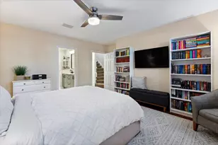 1645 W Wolfram St, Chicago, IL 60657 - Photo 20