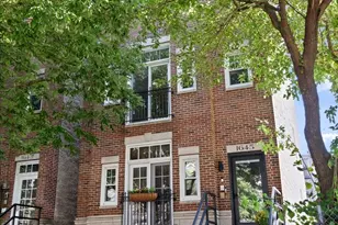 1645 W Wolfram St, Chicago, IL 60657 - Photo 1