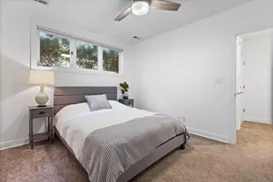 1645 W Wolfram St, Chicago, IL 60657 - Photo 26