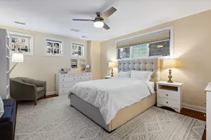 1645 W Wolfram St, Chicago, IL 60657 - Photo 18