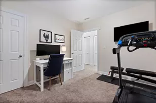 1645 W Wolfram St, Chicago, IL 60657 - Photo 28