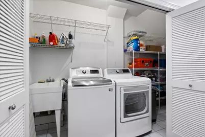 1645 W Wolfram Street #1, Chicago, IL 60657 - Photo 30