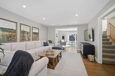 [Address not provided], Arlington Heights, IL 60004 - Photo 4