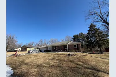 952 N Linden Avenue, Decatur, IL 62522 - Photo 1