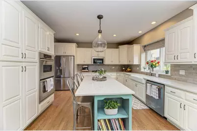 1061 Sean Circle, Darien, IL 60561 - Photo 10