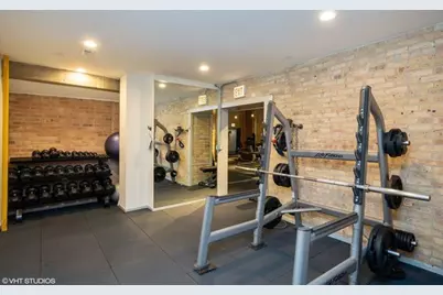 411 W Ontario Street #421, Chicago, IL 60654 - Photo 16