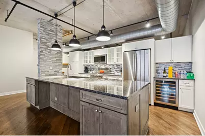 411 W Ontario Street #421, Chicago, IL 60654 - Photo 8