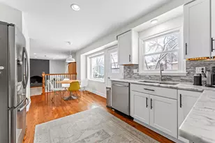 1213 Selwyn Ln, Buffalo Grove, IL 60089 - Photo 8