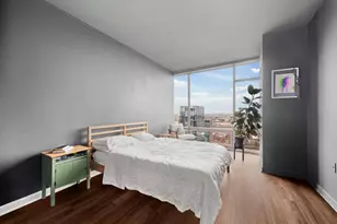 100 E 14th St, Chicago, IL 60605 - Photo 12