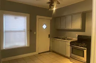 321 E Kensington Ave, Chicago, IL 60628 - Photo 2