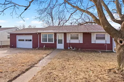 426 7th Street Court E, Milan, IL 61264 - Photo 2