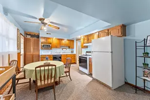 426 7th St Ct E, Milan, IL 61264 - Photo 6