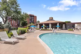 129 Acacia Cir, Indian Head Park, IL 60525 - Photo 36