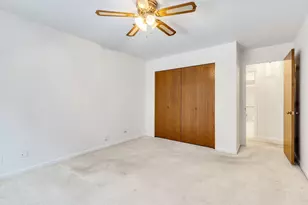 129 Acacia Cir, Indian Head Park, IL 60525 - Photo 22