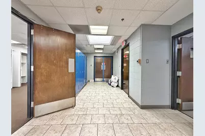 1655 Greenleaf Avenue, Elk Grove Village, IL 60007 - Photo 14