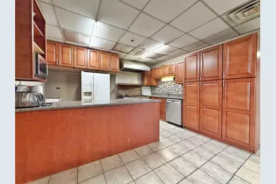 1655 Greenleaf Avenue, Elk Grove Village, IL 60007 - Photo 18