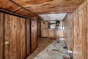 8330 S Essex Ave, Chicago, IL 60617 - Photo 32