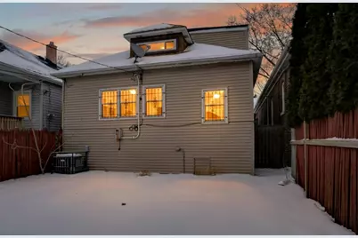 8330 S Essex Avenue, Chicago, IL 60617 - Photo 42