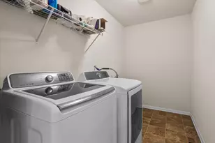 509 Moorfield Ave, North Aurora, IL 60542 - Photo 26