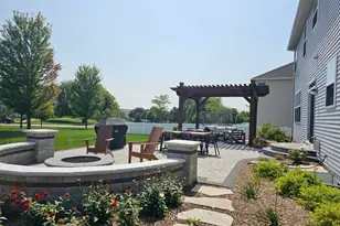 509 Moorfield Ave, North Aurora, IL 60542 - Photo 32