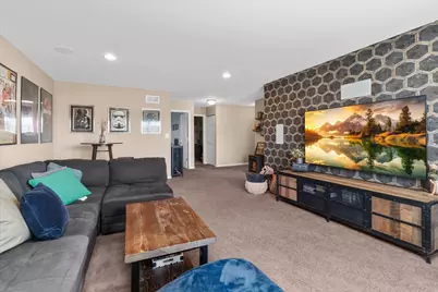 509 Moorfield Avenue, North Aurora, IL 60542 - Photo 18