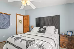 5644 Buttercup Ln, Machesney Park, IL 61115 - Photo 32