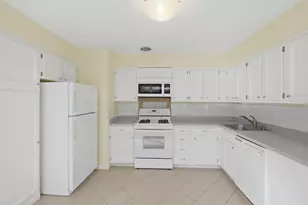 5611 S Quincy Street S, Hinsdale, IL 60521 - Photo 10