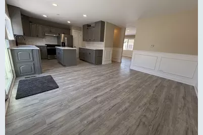 5583 Carmel Drive, Hanover Park, IL 60133 - Photo 10