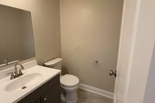 5583 Carmel Dr, Hanover Park, IL 60133 - Photo 14