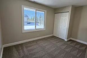 5583 Carmel Dr, Hanover Park, IL 60133 - Photo 20