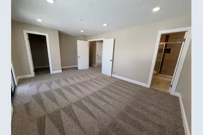 5583 Carmel Drive, Hanover Park, IL 60133 - Photo 18