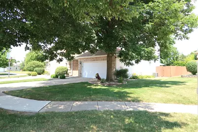 3252 Ridgefield Court, Lockport, IL 60441 - Photo 2