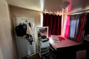 4265 W Montrose Ave, Chicago, IL 60641 - Photo 4