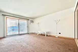 880 Old Willow Rd, Prospect Heights, IL 60070 - Photo 12