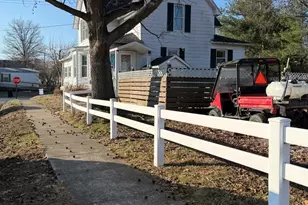 200 W McHaney Street W, Harrisburg, IL 62946 - Photo 4