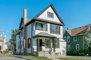 123 N West St, Wheaton, IL 60187 - Photo 1