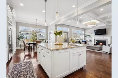 688 S Mitchell Avenue, Elmhurst, IL 60126 - Photo 12