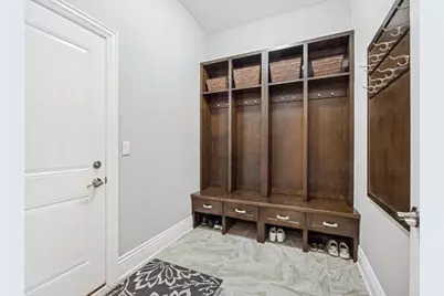 688 S Mitchell Avenue, Elmhurst, IL 60126 - Photo 28