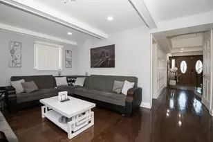 9909 N Huber Ln, Niles, IL 60714 - Photo 12