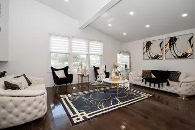 9909 N Huber Lane, Niles, IL 60714 - Photo 4